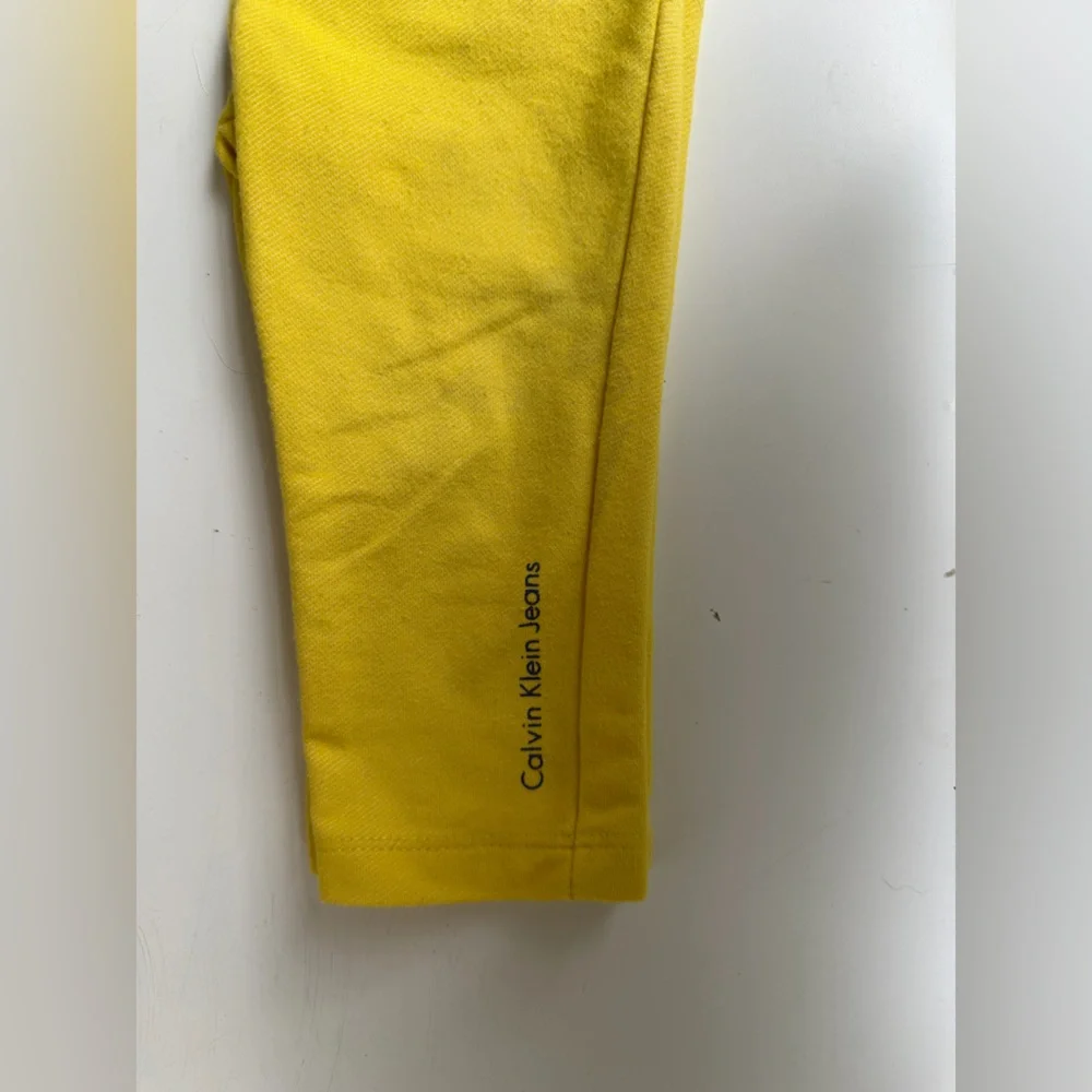 Calvin Klein Jeans Toddler Girl Striped Peplum Top & Yellow Jeggings (24M)